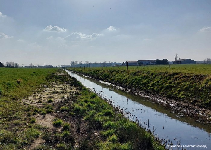 Ecologische inrichting van de Velddambeek in Oostkamp